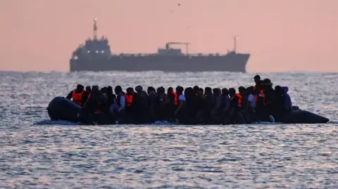 Premier Migrant Deported to France Under Recent Reciprocal Deal